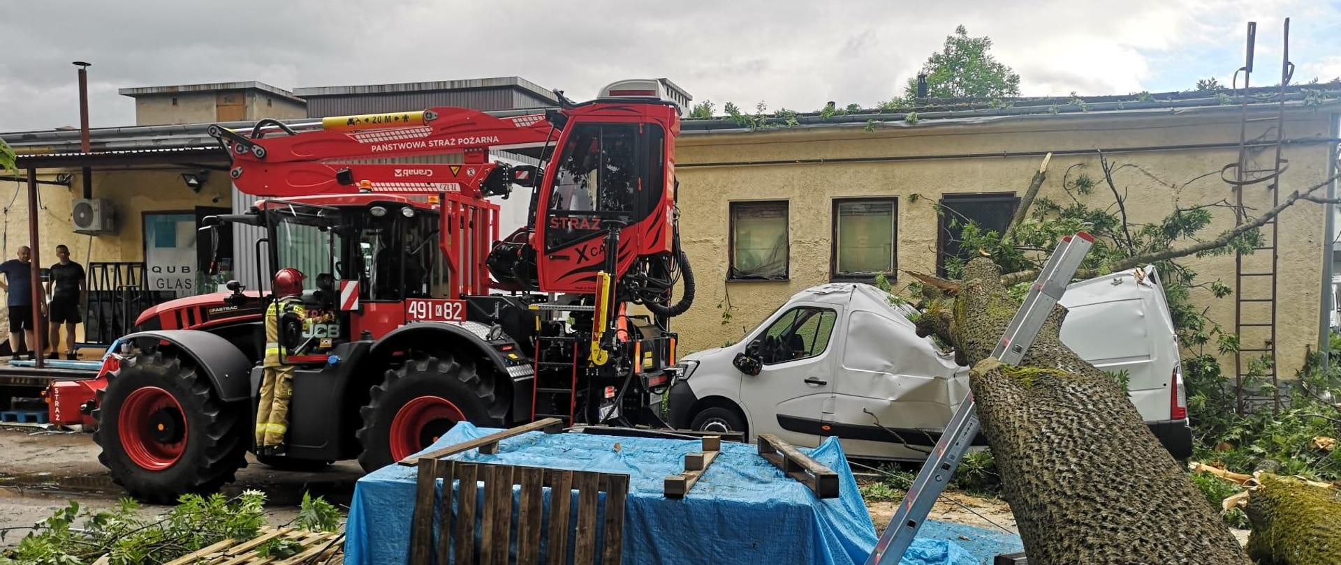 Interwencje związane z usuwaniem skutków silnego wiatru