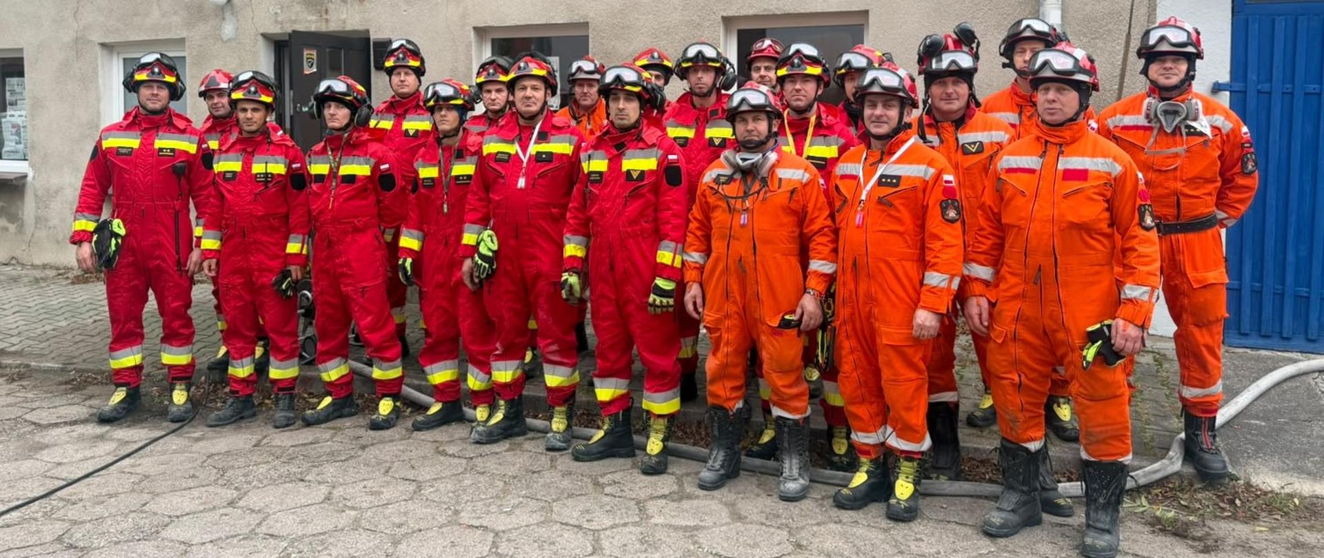 Katastrofa budowlana w szkole muzycznej - ćwiczenia grup specjalistycznych PSP w Ostródzie
