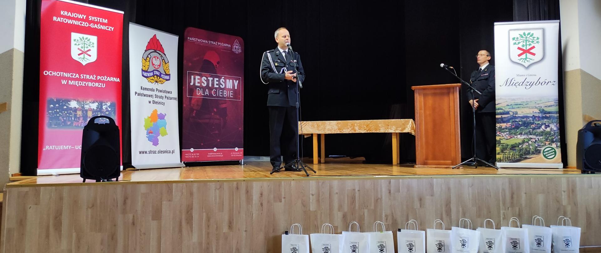 Wręczenie promes Międzybórz