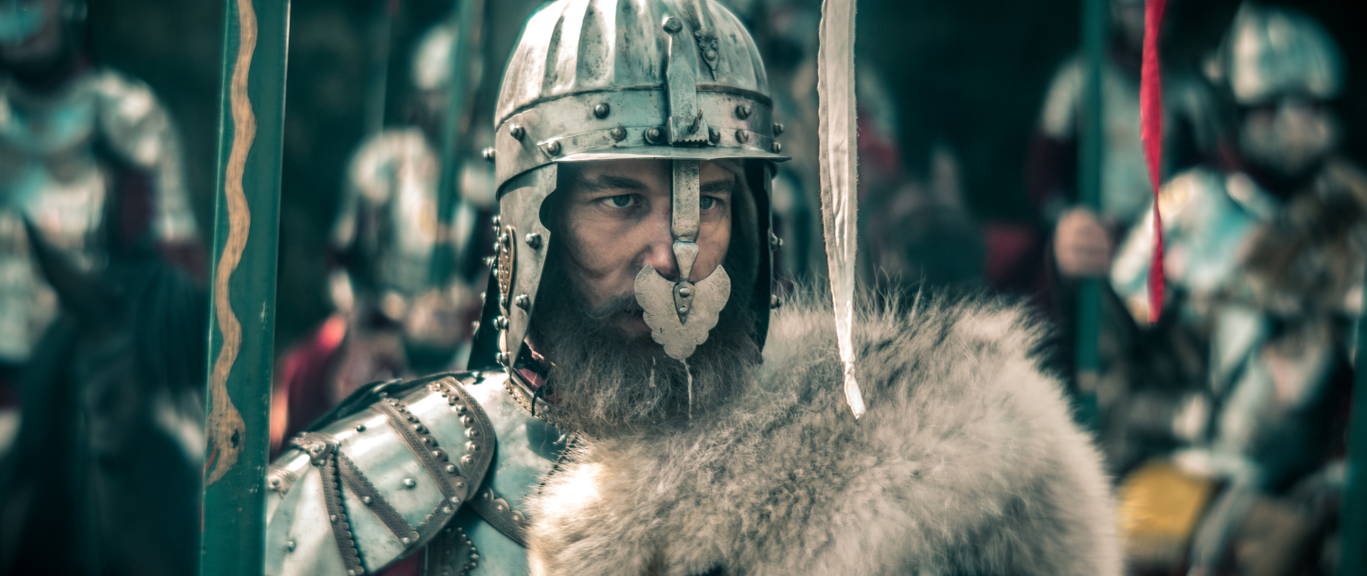 “Qılınc üçün doğulanlar”