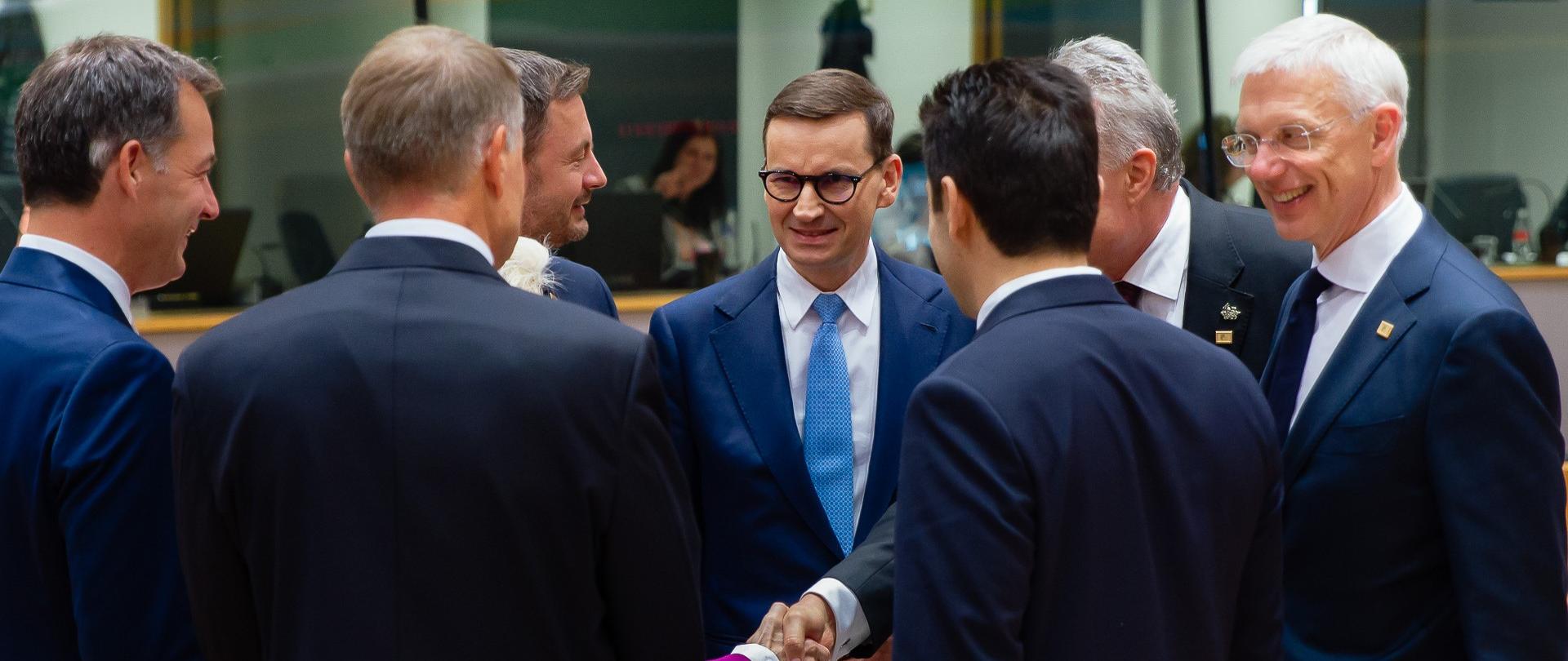 Premier rozmawia z przywódcami UE.