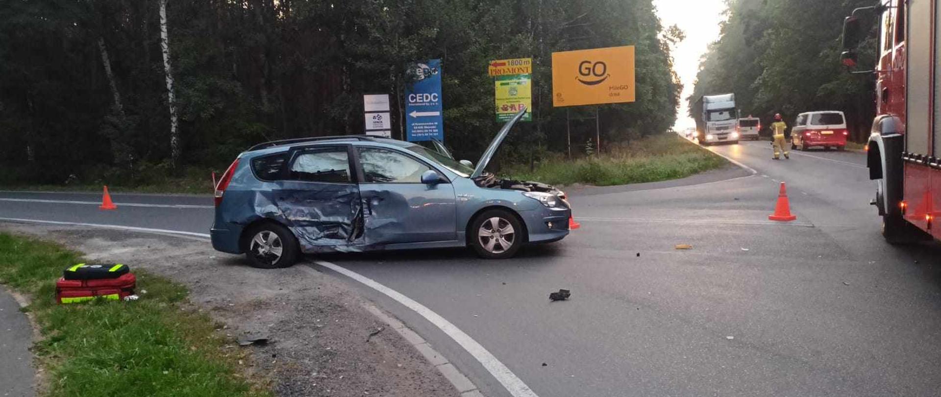 Zderzenie samochodów osobowych marki HYUNDAI I30 oraz FIAT CROMA na 45. kilometrze drogi wojewódzkiej nr 187 na wysokości ul. Polnej w Obornikach.