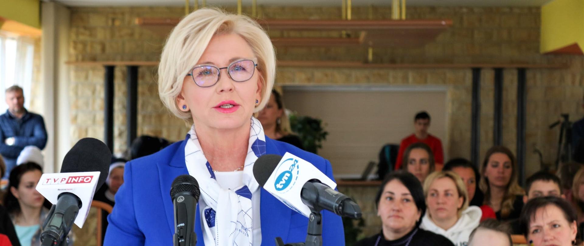 Wiceminister Marzena Machałek spotkała się z uchodźcami z Ukrainy 