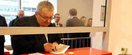 Minister infrastruktury w nowej placówce Poczty Polskiej