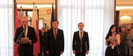 Ambasador RP w Chinach Wojciech Zajączkowski oraz wiceminister spraw zagranicznych ChRL Qin Gang