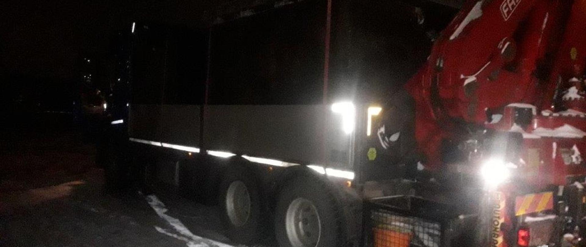 Widok na kontrolowany pojazd.