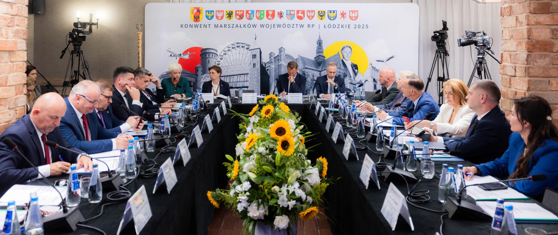 Uczestnicy Konwentu Marszałków Województw RP 