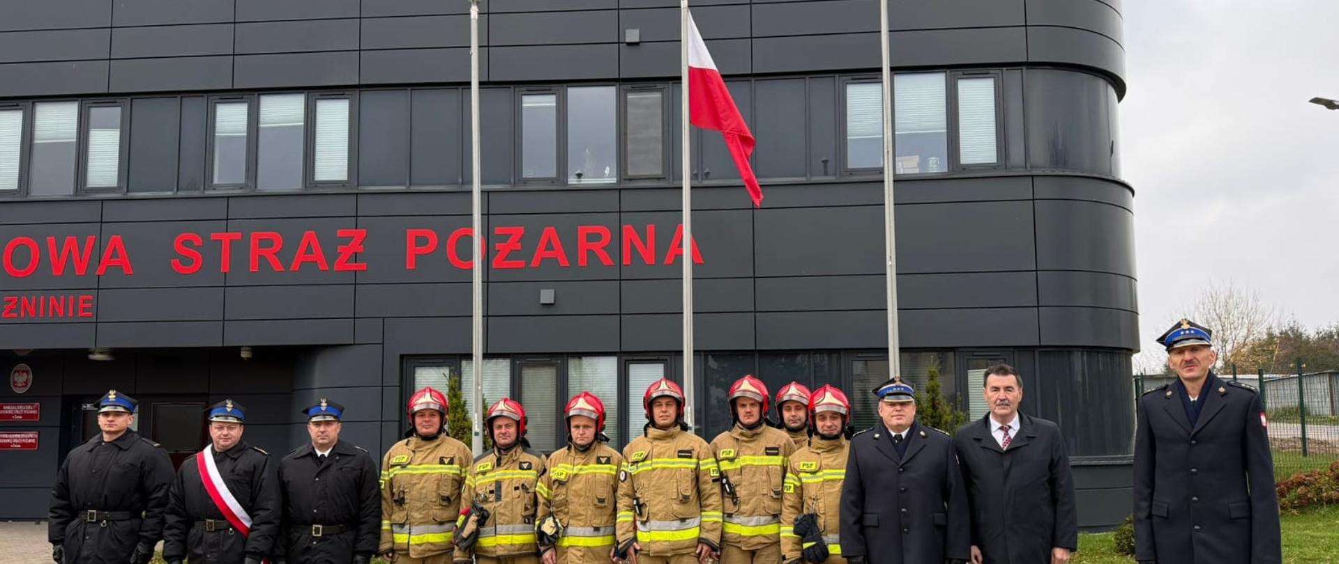 W dniu 11 listopada w 2025 roku Polska obchodzi 107 rocznicę odzyskania niepodległości.