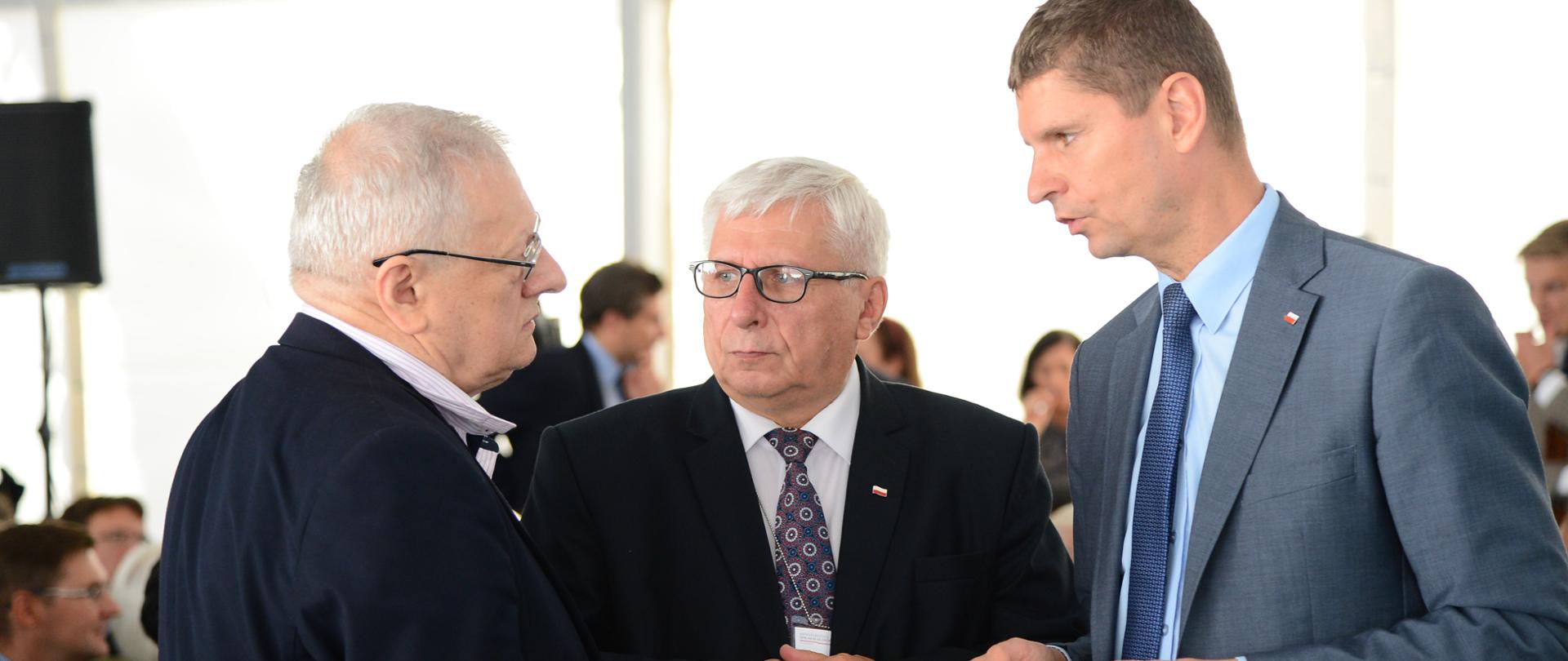 Obchody Europejskiego Dnia Pamięci Ofiar Reżimów Totalitarnych z udziałem ministra edukacji