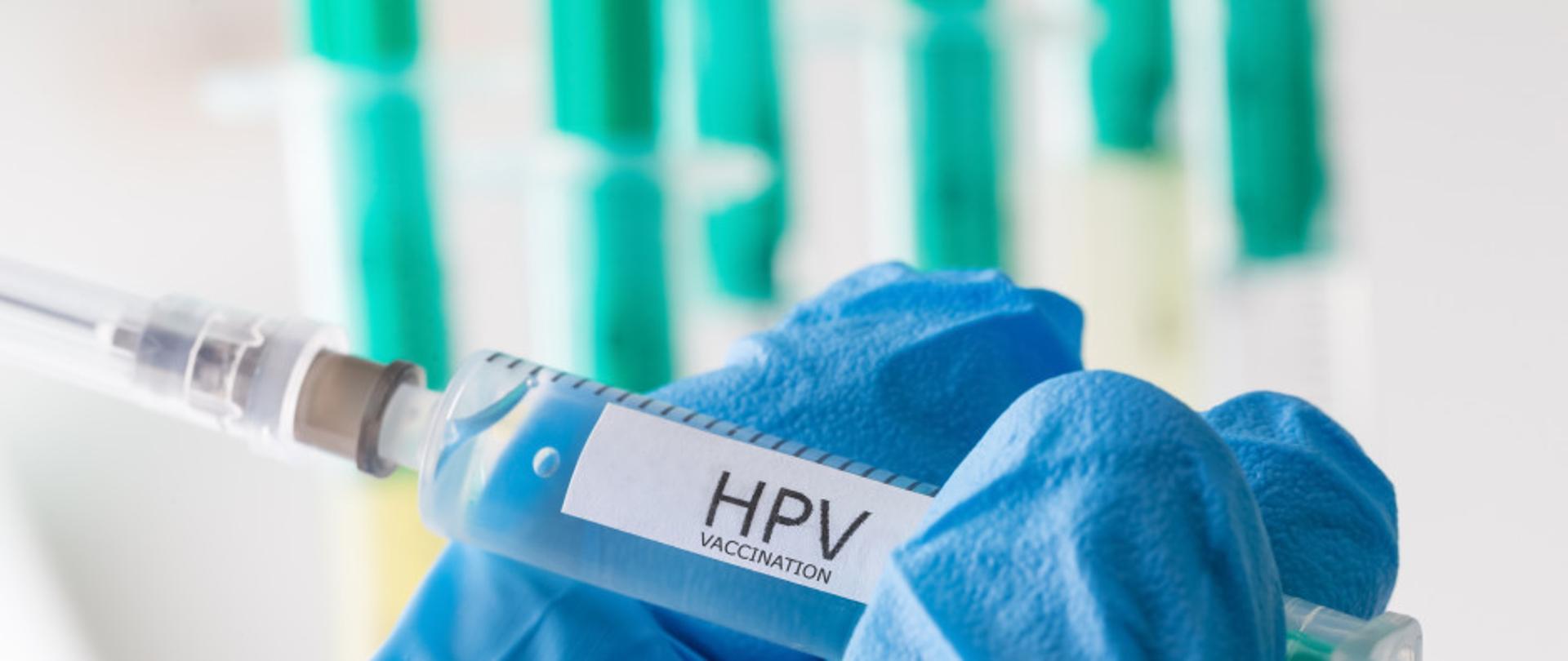 Strzykawka z napisem HPV