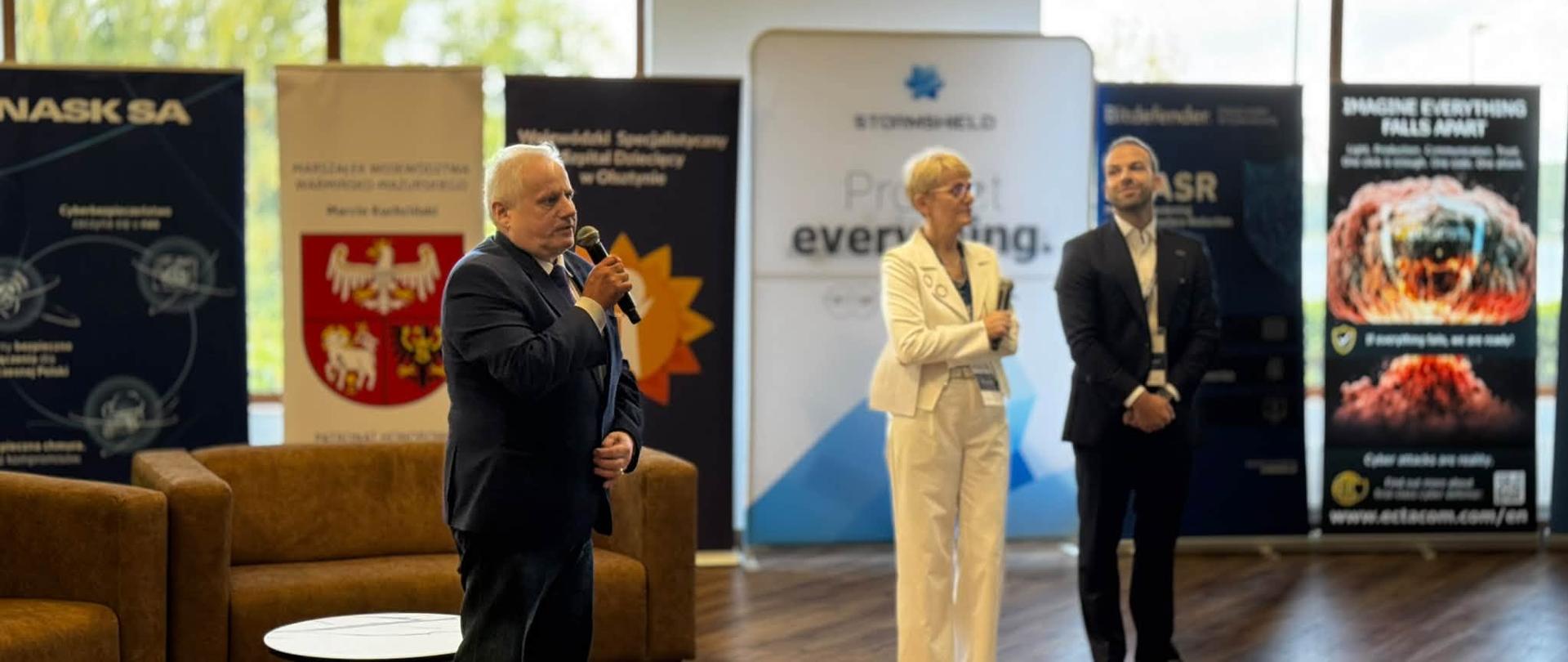 Zbigniew Szczypiński na konferencji „Cyfrowe Serce Szpitala” w Olsztynie.