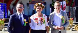 Wojewoda Artur Chojecki dziękował rolnikom podczas dożynek powiatowo-gminnych w Barcianach