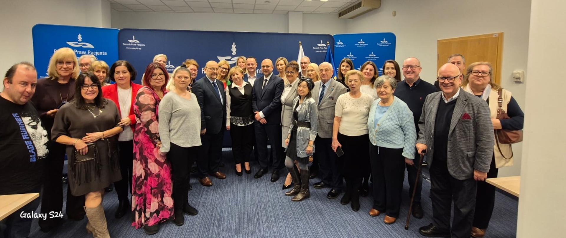 Rada Organizacji Pacjentów zdjęcie grupowe 