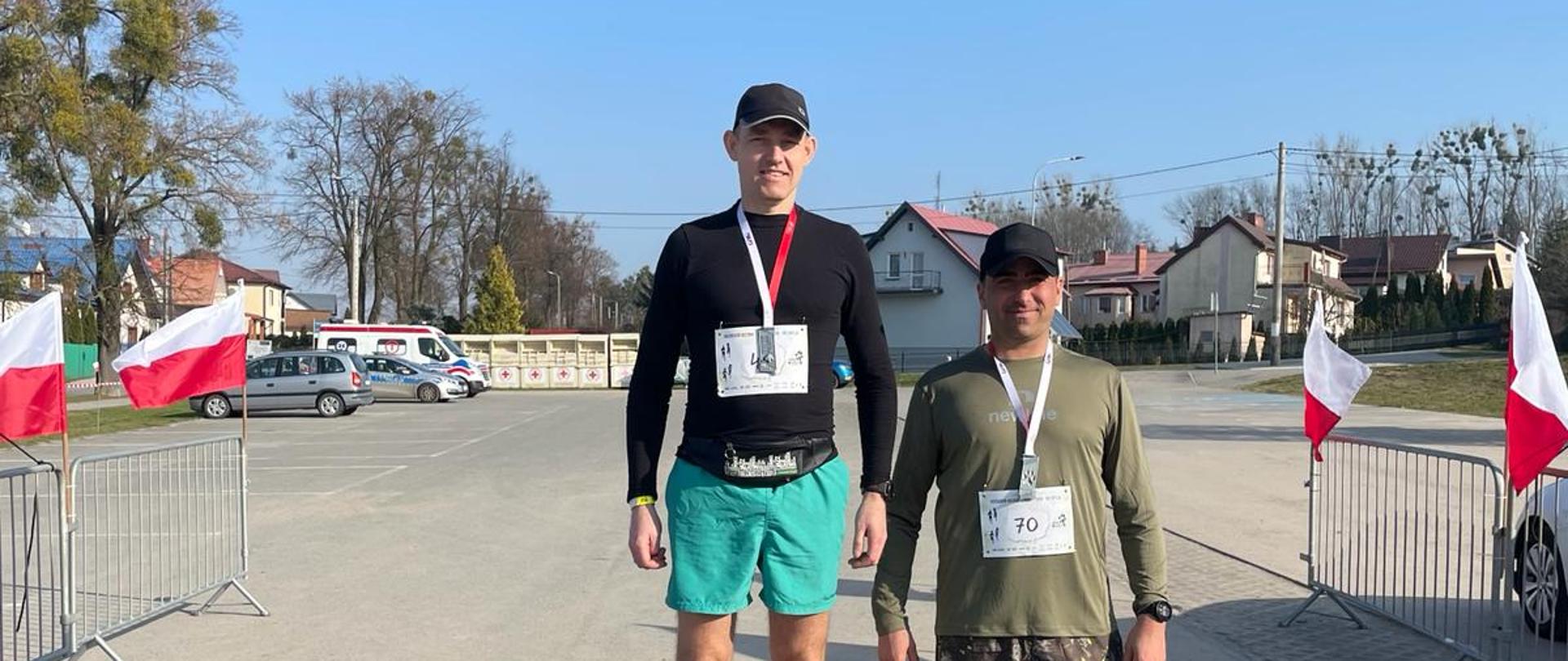 funkcjonariusze na podium