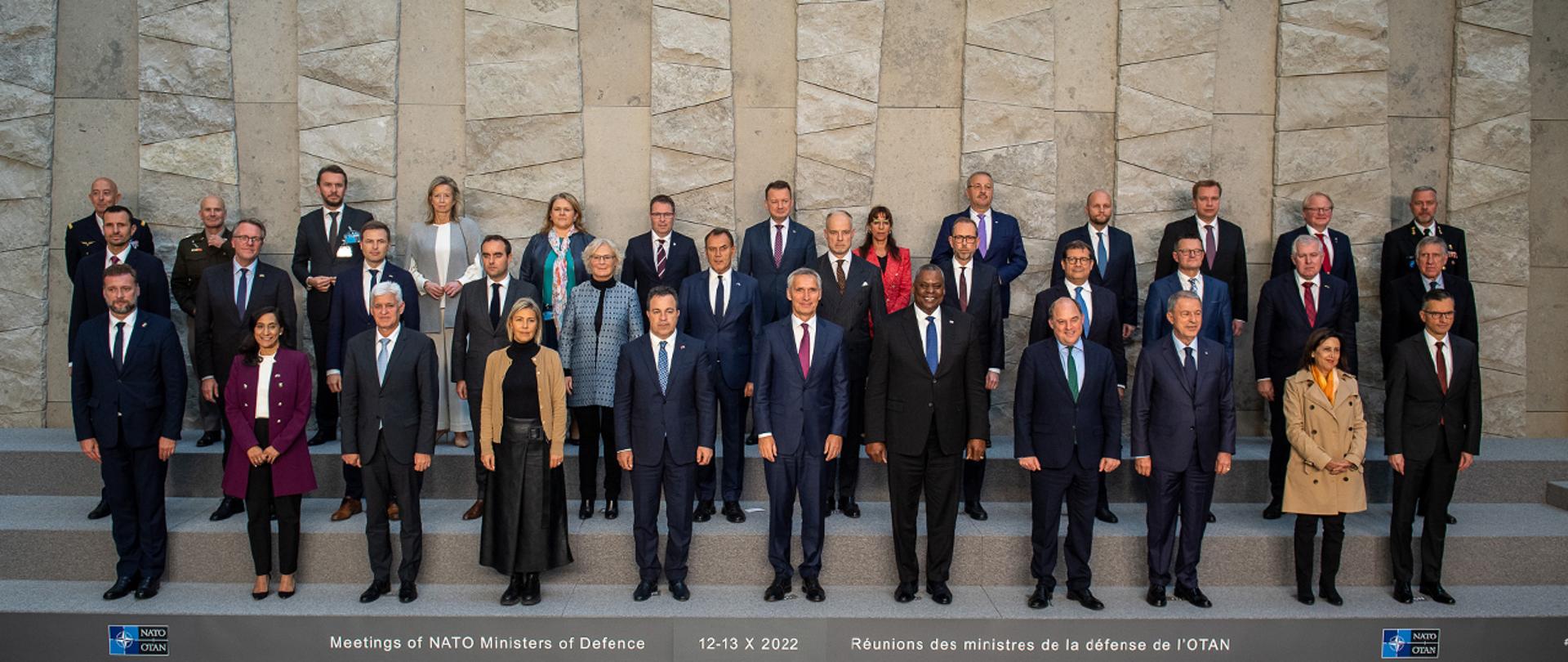 W dniach 12–14 października br. wicepremier Mariusz Błaszczak uczestniczy w spotkaniu ministrów obrony państw NATO, które odbywa się w Kwaterze Głównej Sojuszu Północnoatlantyckiego w Brukseli.