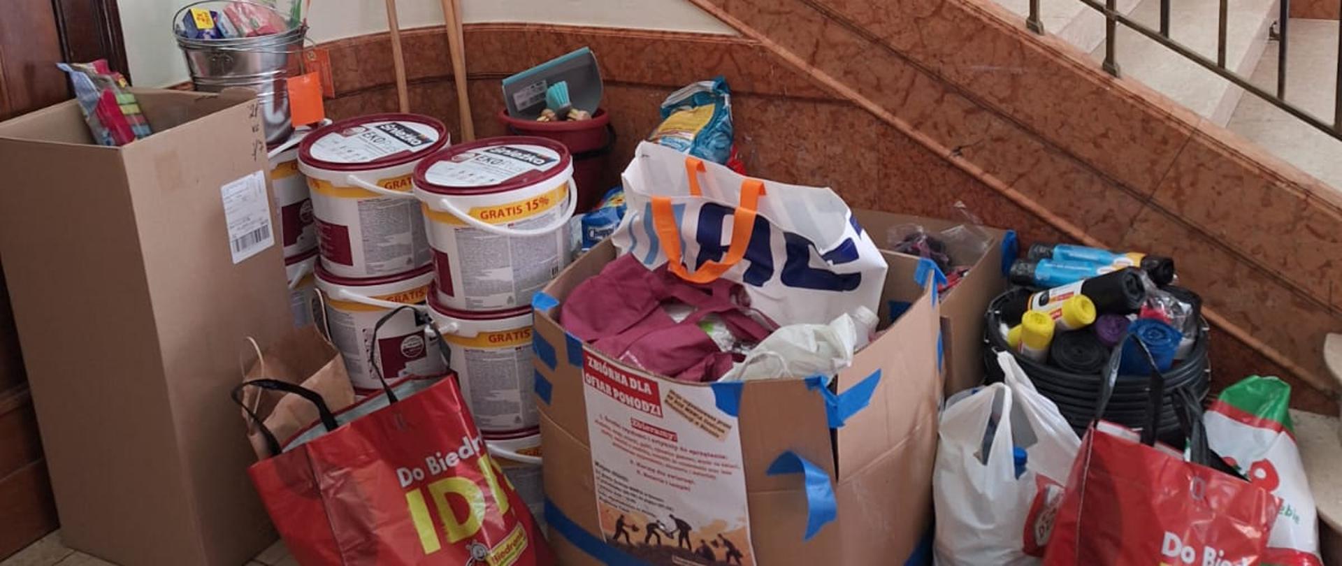 Dary przekazane dla ofiar powodzi