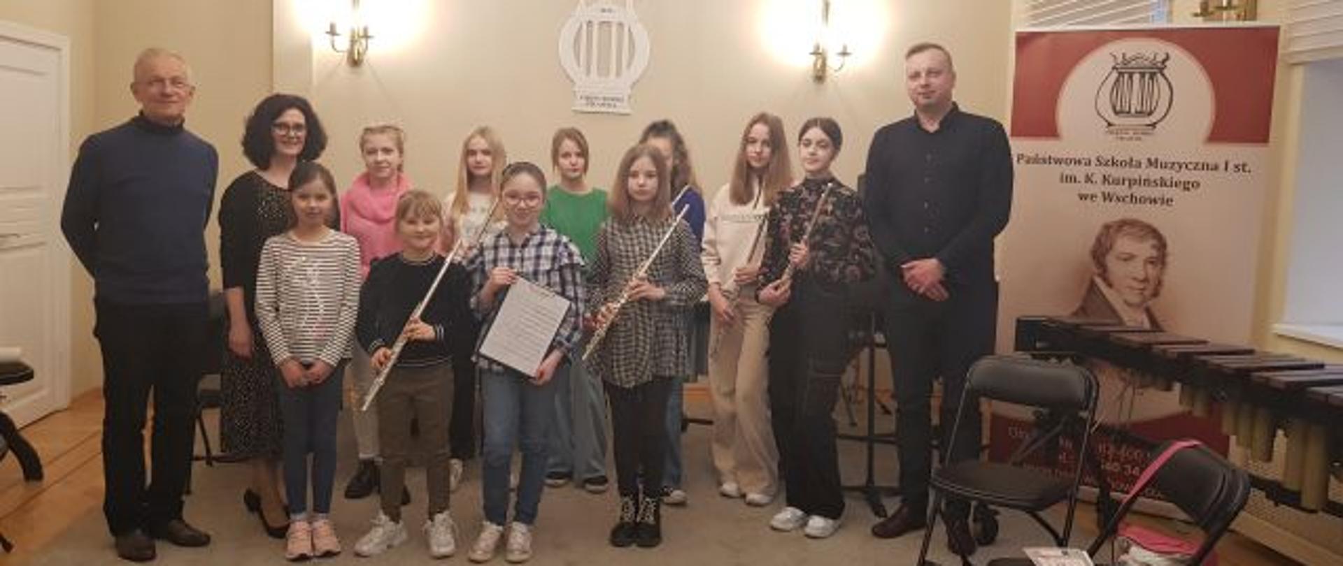 Uczestnicy warsztatów fletowych.