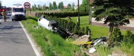Zderzenie dwóch samochodów osobowych w miejscowości Krzelów
