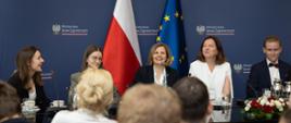 Z okazji 20 lat członkostwa Polski w Unii Europejskiej z inicjatywy wiceminister Anny Radwan odbyło się spotkanie ze studentami. 
