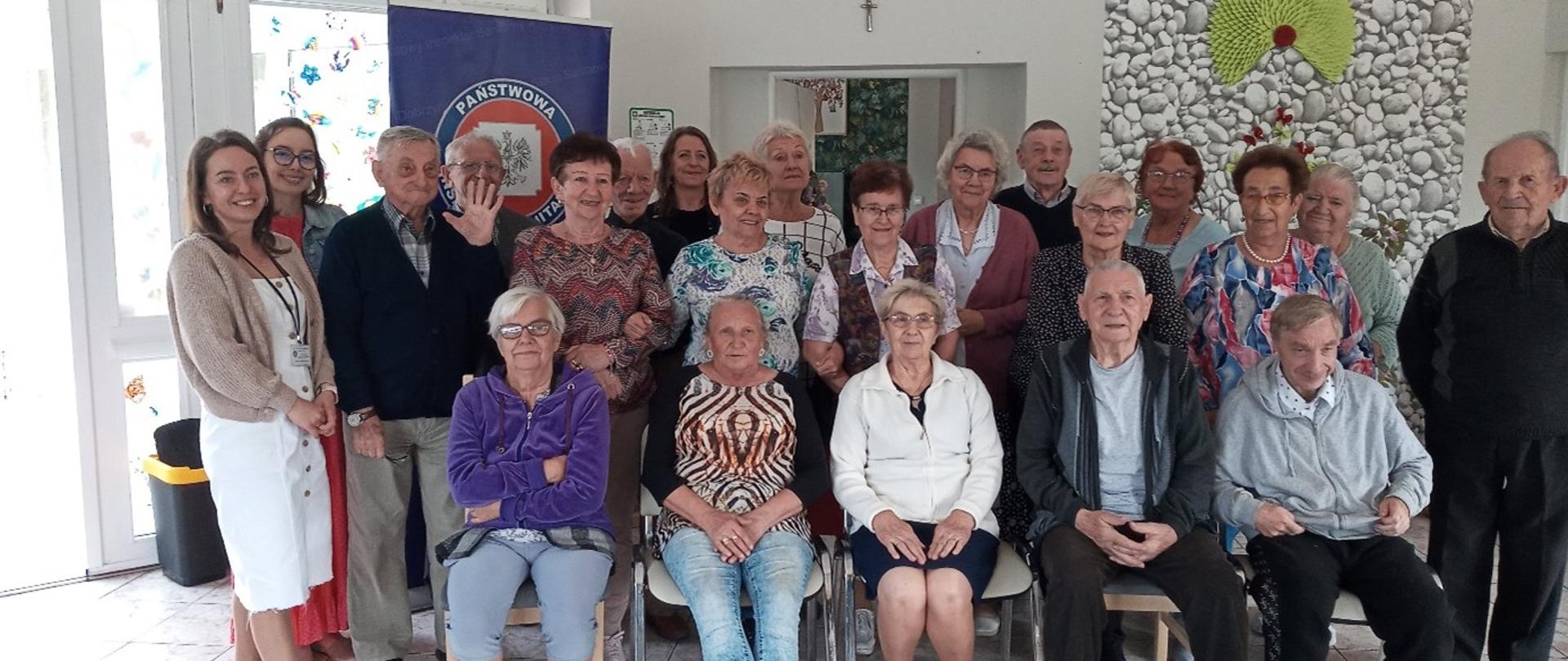 Kleszcze - jak uchronić przed nimi seniora?