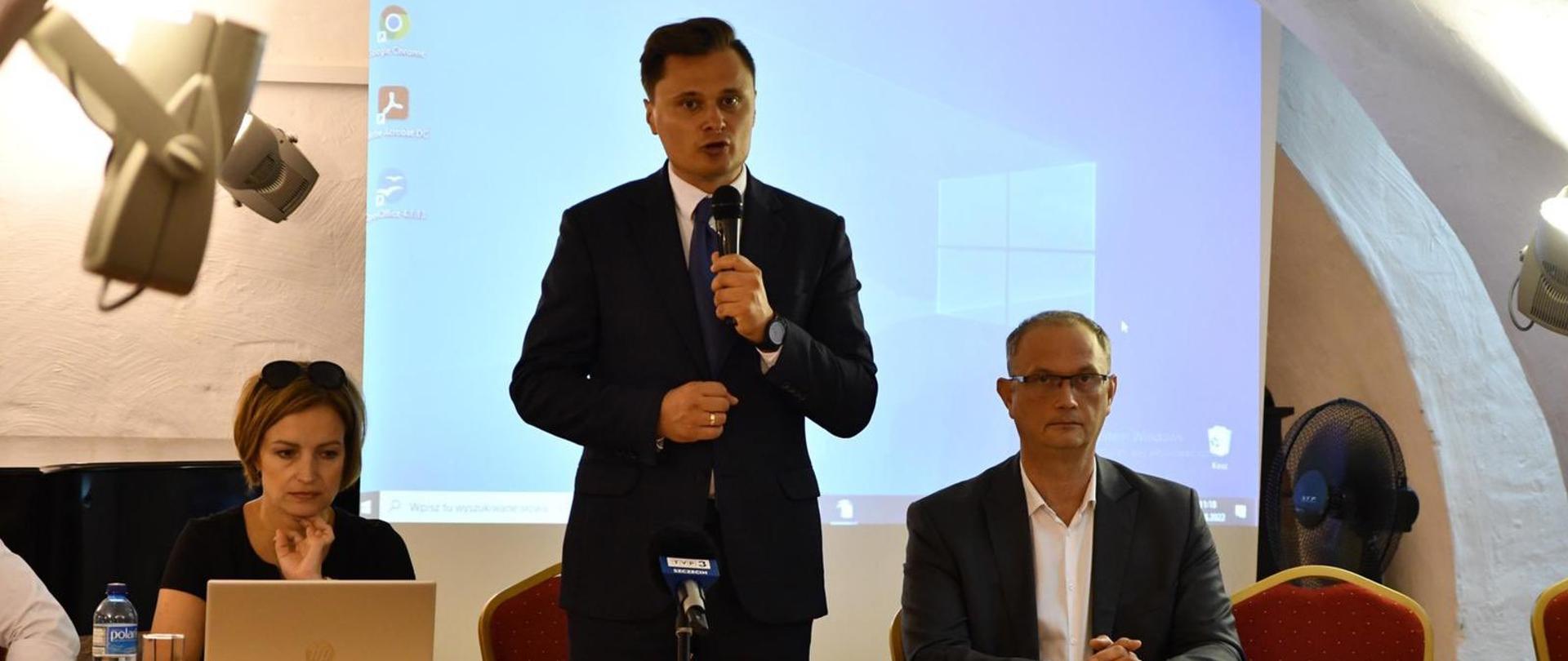 podsekretarz stanu Krzysztof Ciecióra