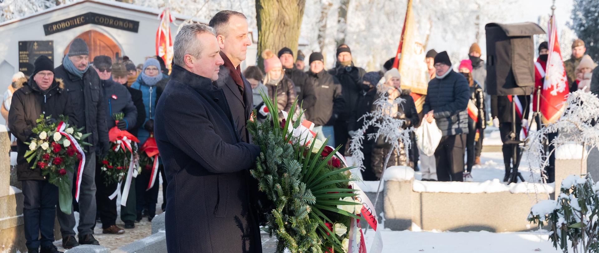 Wojewoda podczas obchodów Narodowego Dnia Zwycięskiego Powstania Wielkopolskiego w naszym województwie