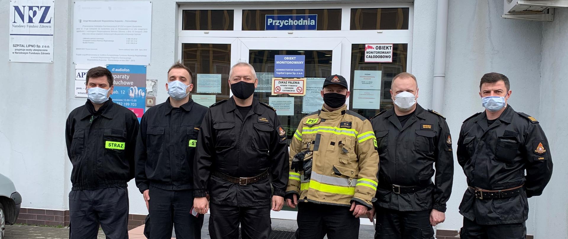 Szczepienie strażaków powiatu lipnowskiego przeciw COVID-19