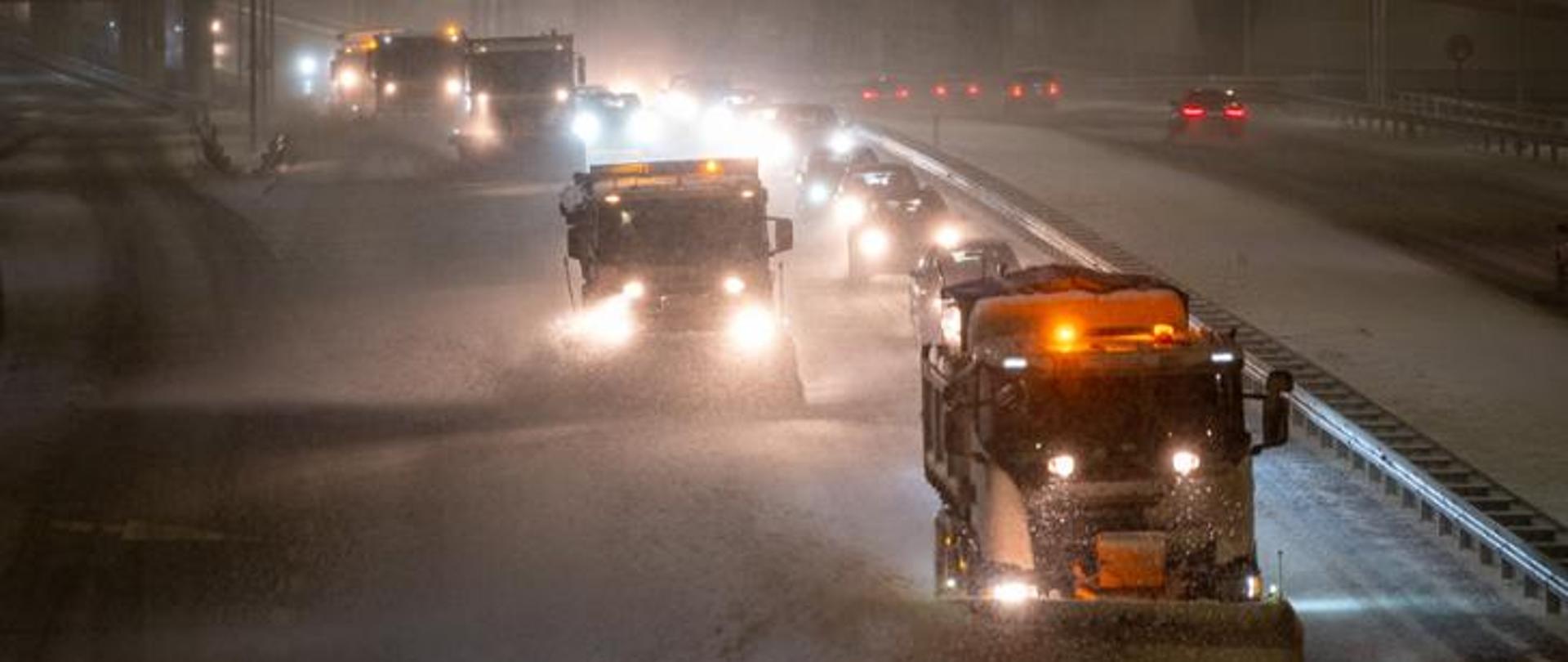 Pojazdy zimowego utrzymania na drogach krajowych