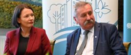 Na zdjęciu od lewej: Dorota Zawadzka-Stępniak prezes zarządu NFOŚiGW, Józef Matysiak zastępca prezesa zarządu NFOŚiGW