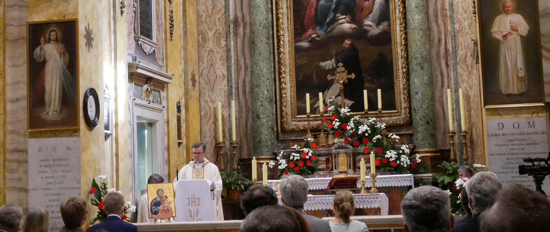 Chiesa S. Stanislao, omelia, parla Mons. Paweł Ptasznik