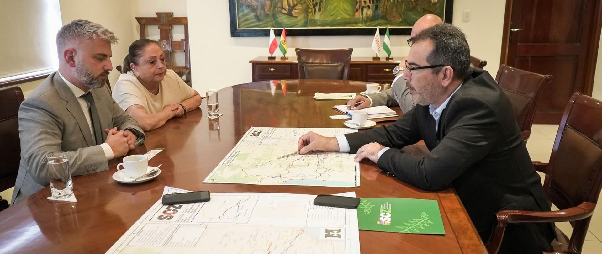 Spotkanie chargé d'affaires a.i. Oskara Grądziela z gubernatorem Santa Cruz de la Sierra