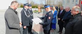 Uroczyste wręczenie promes na samochody dla jednostek OSP