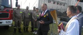 Dożynki gminne i przekazanie nowego samochodu dla OSP Rydzewo