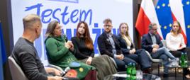 Zdjęcie z konferencji inaugurującej kampanię „Mam odwagę prosić o pomoc”