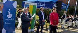 Wicewojewoda Zbigniew Szczypiński na Powiatowej Olimpiadzie Sportowej w Olsztynku