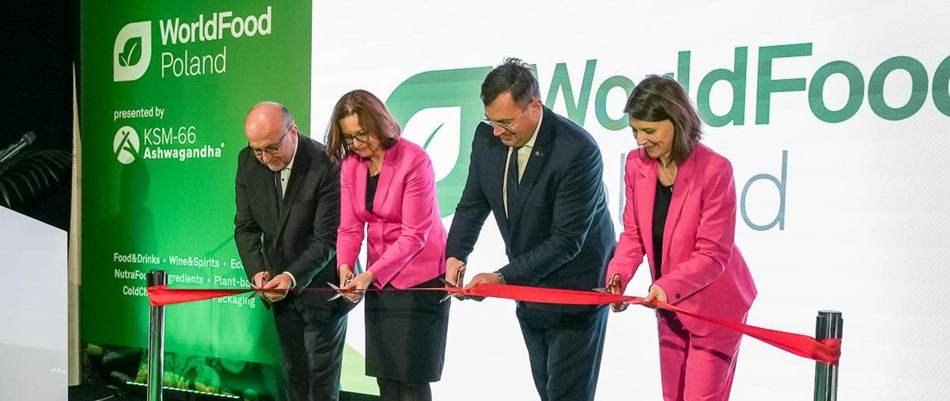 Deputy Minister Stefan Krajewski attending the opening ceremony of WorldFood Poland (Photo MARD)