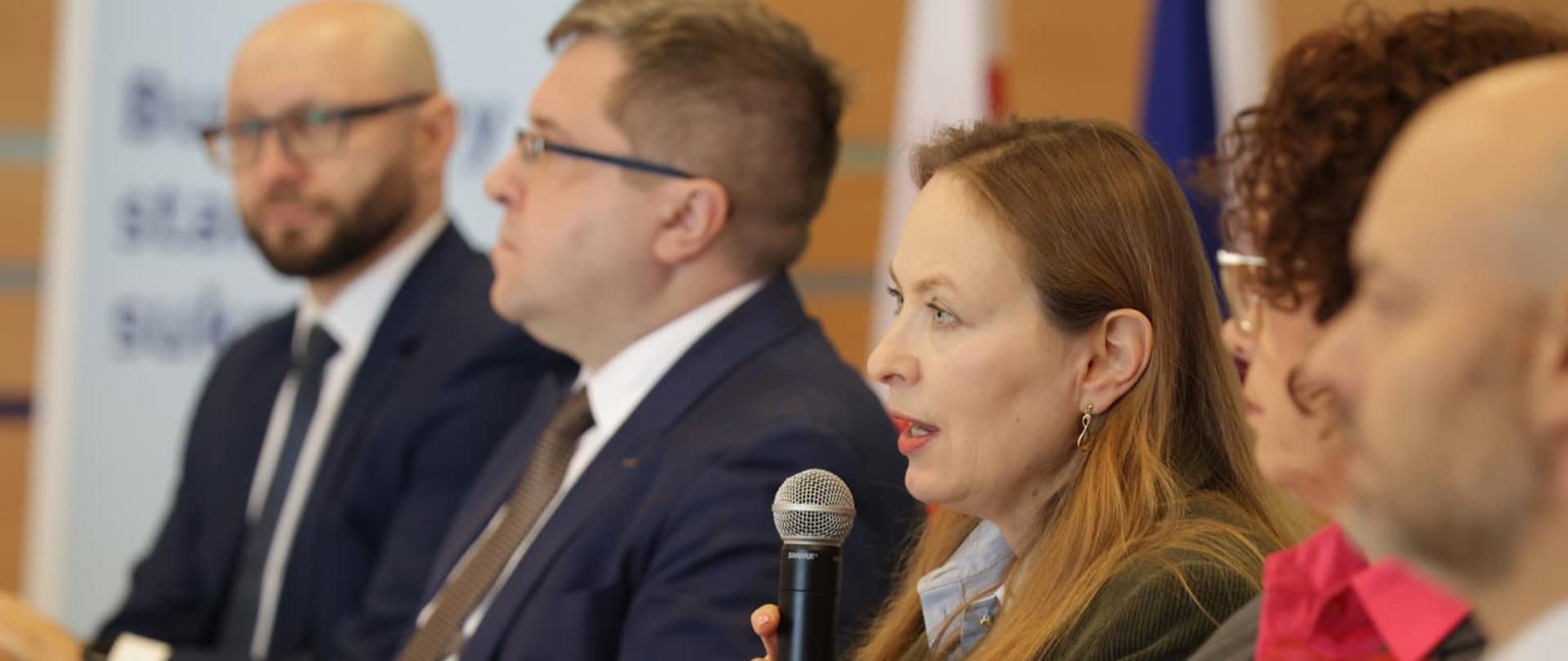 Minister Katarzyna Pełczyńska-Nałęcz 