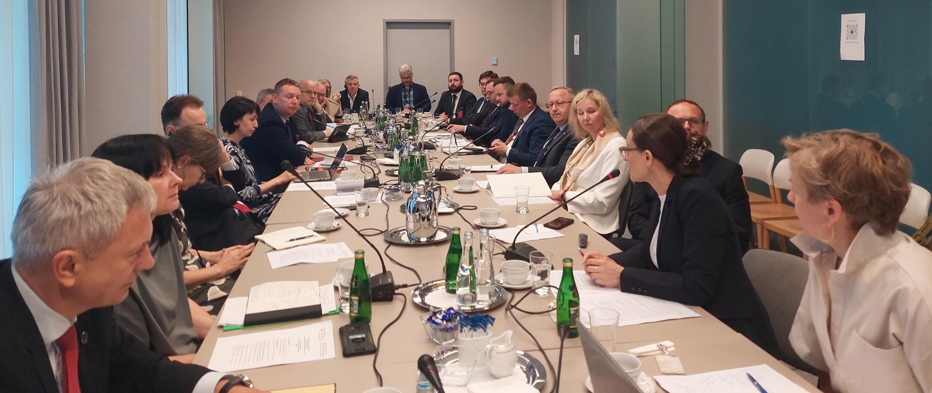 Rozmawiamy o upamiętnieniu polskich ofiar w miejscach pamięci na terenie Niemiec oraz Austrii, fot. MSZ
