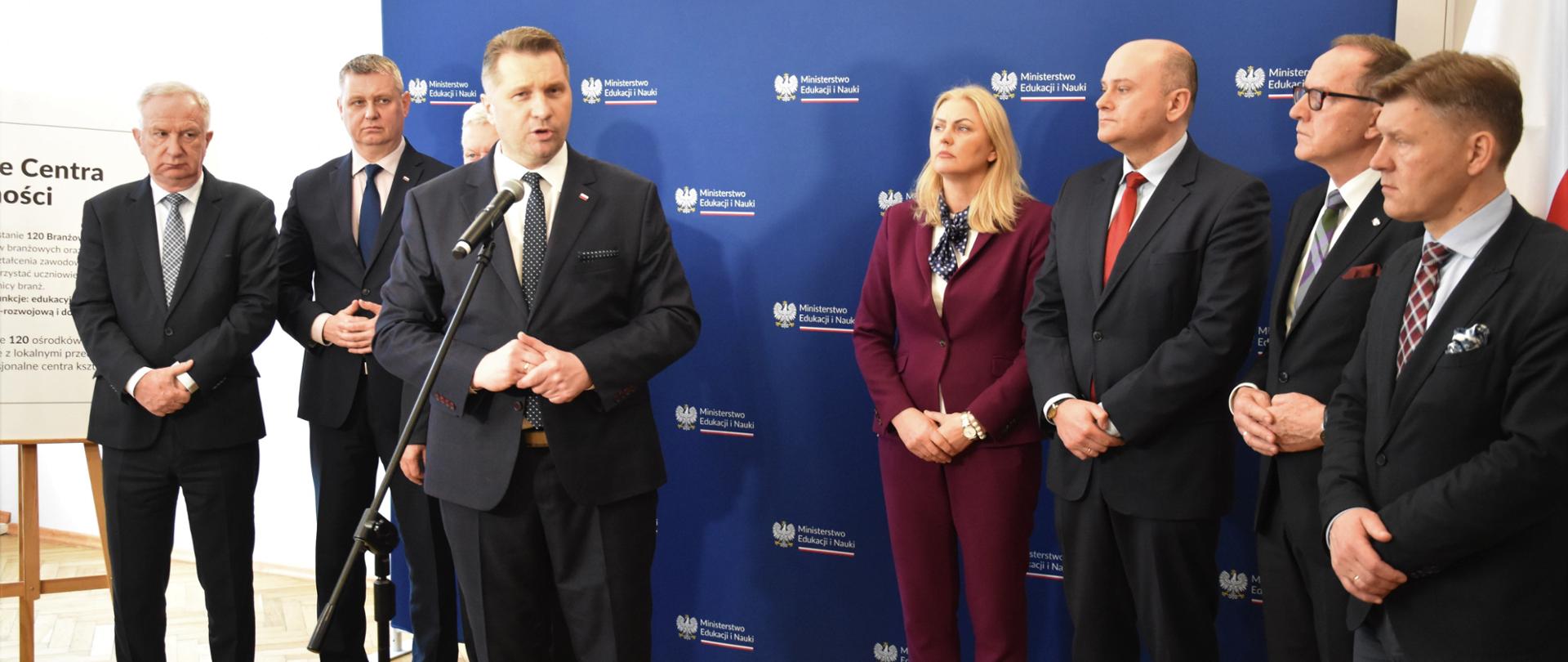 Briefing Ministra Edukacji i Nauki Przemysława Czarnka w Delegaturze Mazowieckiego Urzędu Wojewódzkiego w Radomiu