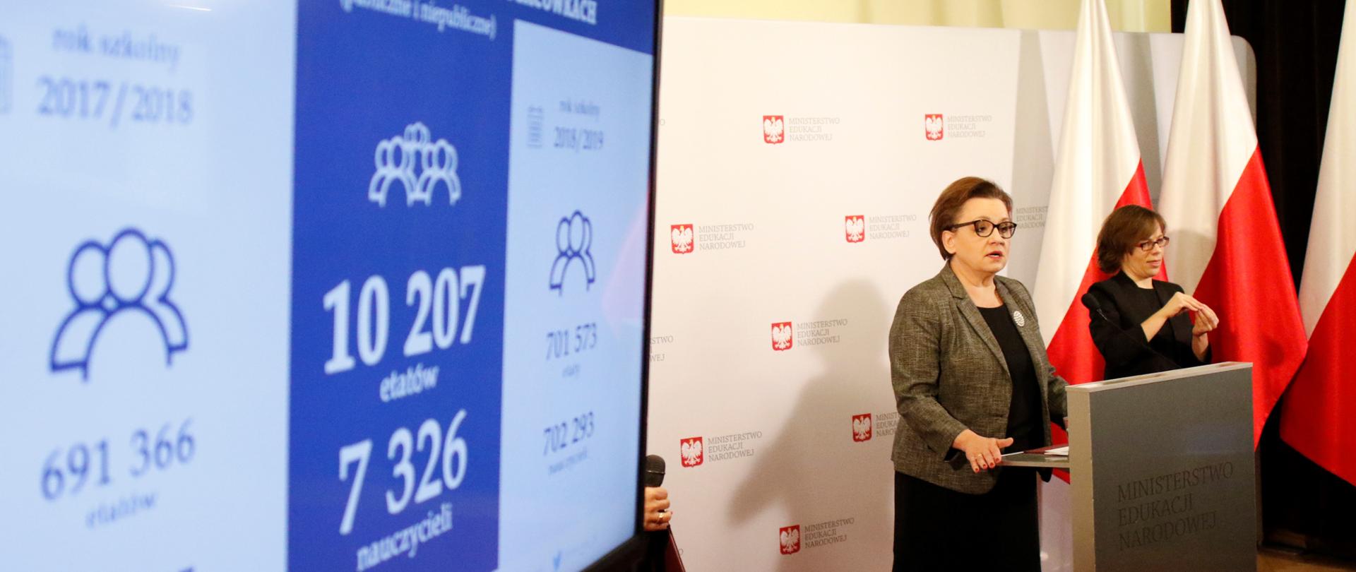 Konferencja prasowa Minister Anny Zalewskiej - prezentacja danych z Systemu Informacji Oświatowej