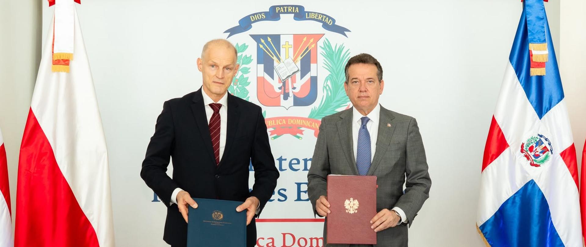 Consultas_Políticas_Polonia-Dominicana