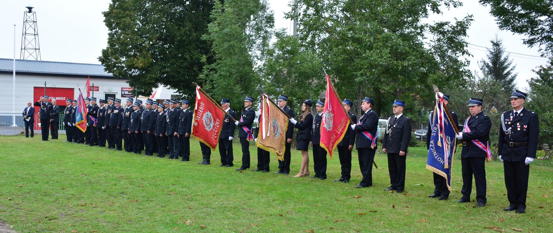 Jubileusz 90-lecia i nadanie sztandaru dla jednostki OSP Stalmierz