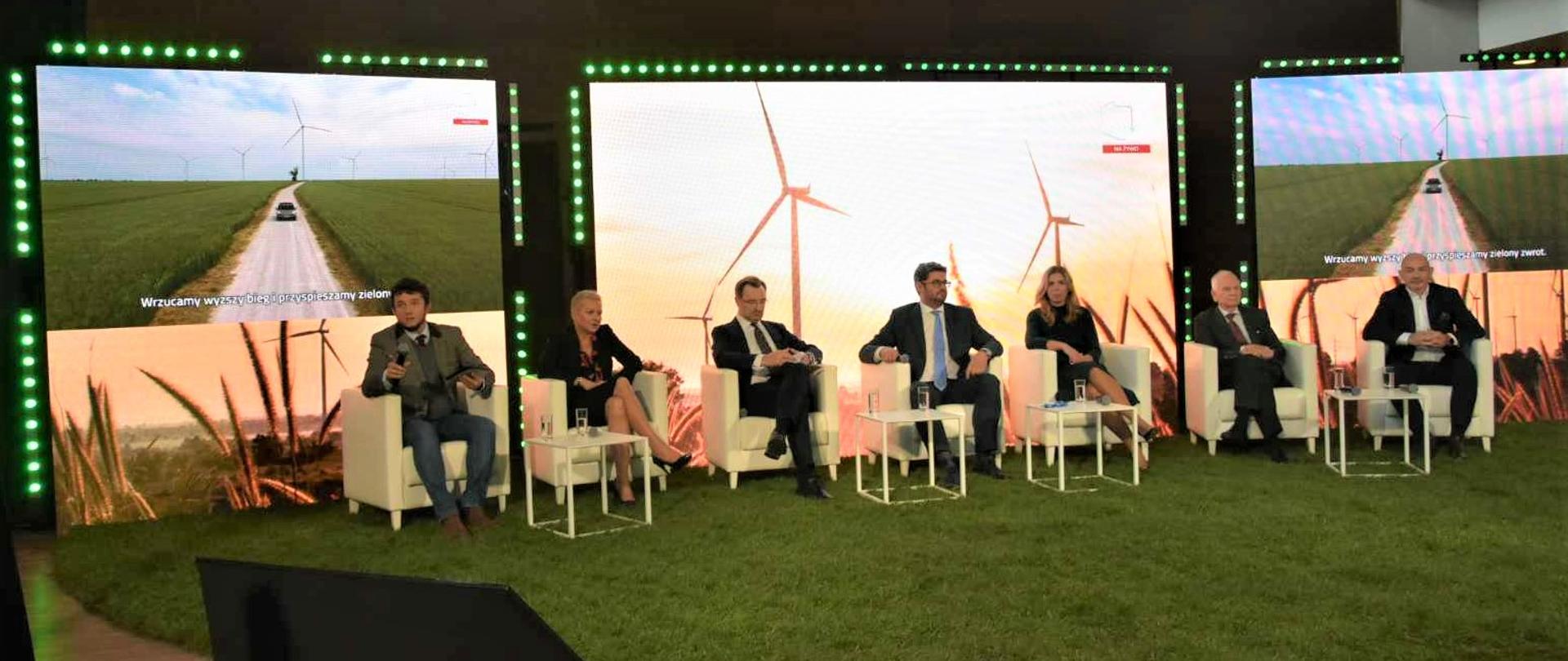 Wiceminister Anna Łukaszewska Trzeciakowska na kongresie ESG