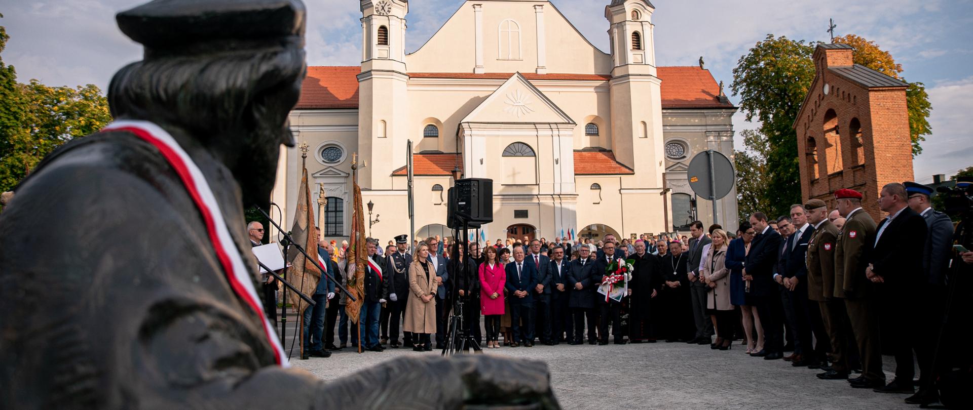 Uroczystość odsłonięcia pomnika Jana Łaskiego 
