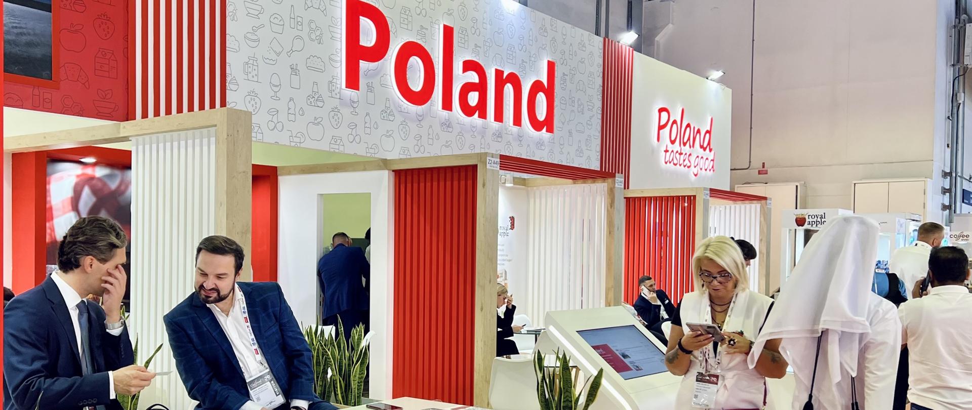 Stoisko KOWR/Poland tastes good na GULFOOD 2025