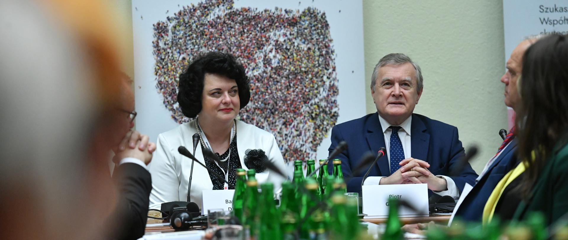 Prof. Piotr Gliński otworzył konferencję poświęconą uniwersytetom ludowym, fot. PAP/Piotr Nowak