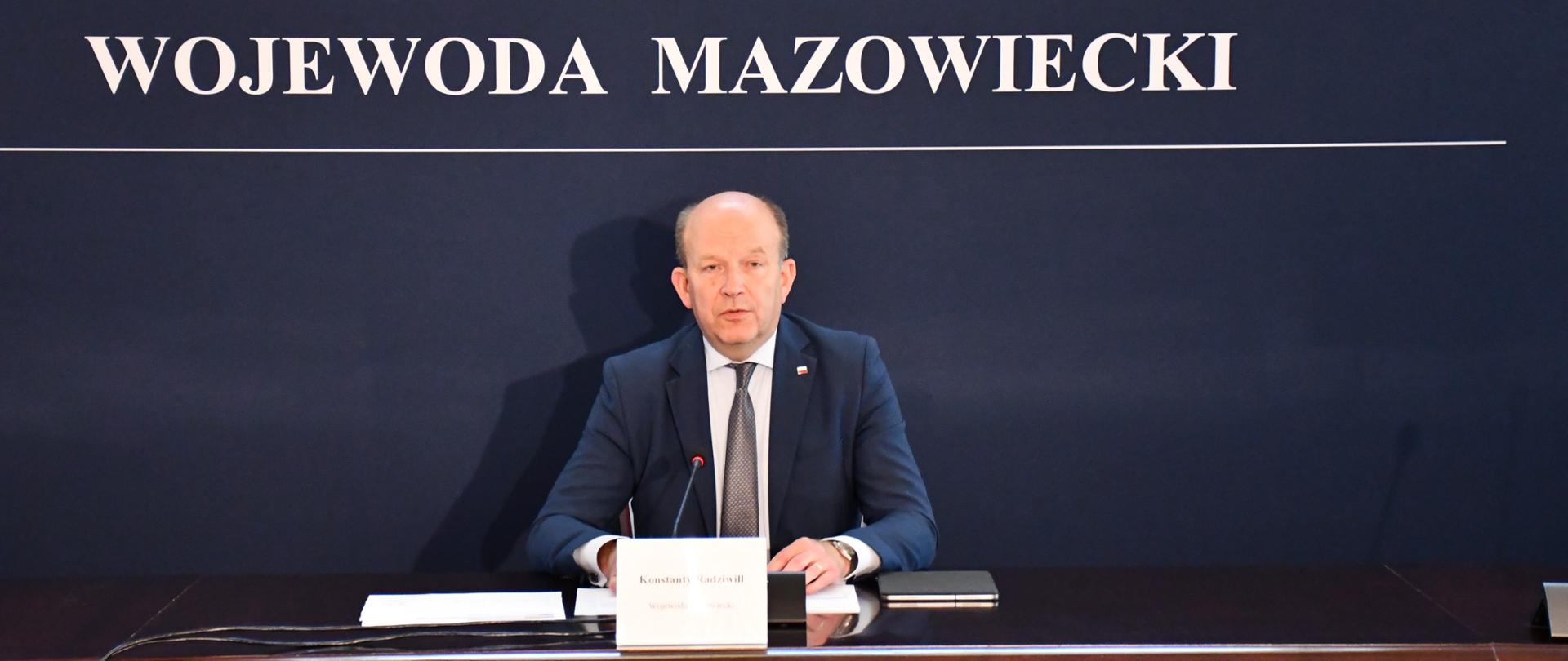 Reorganizacja miejsca tymczasowego zakwaterowania przy ul. Modlińskiej w Warszawie - briefing prasowy Wojewody Mazowieckiego