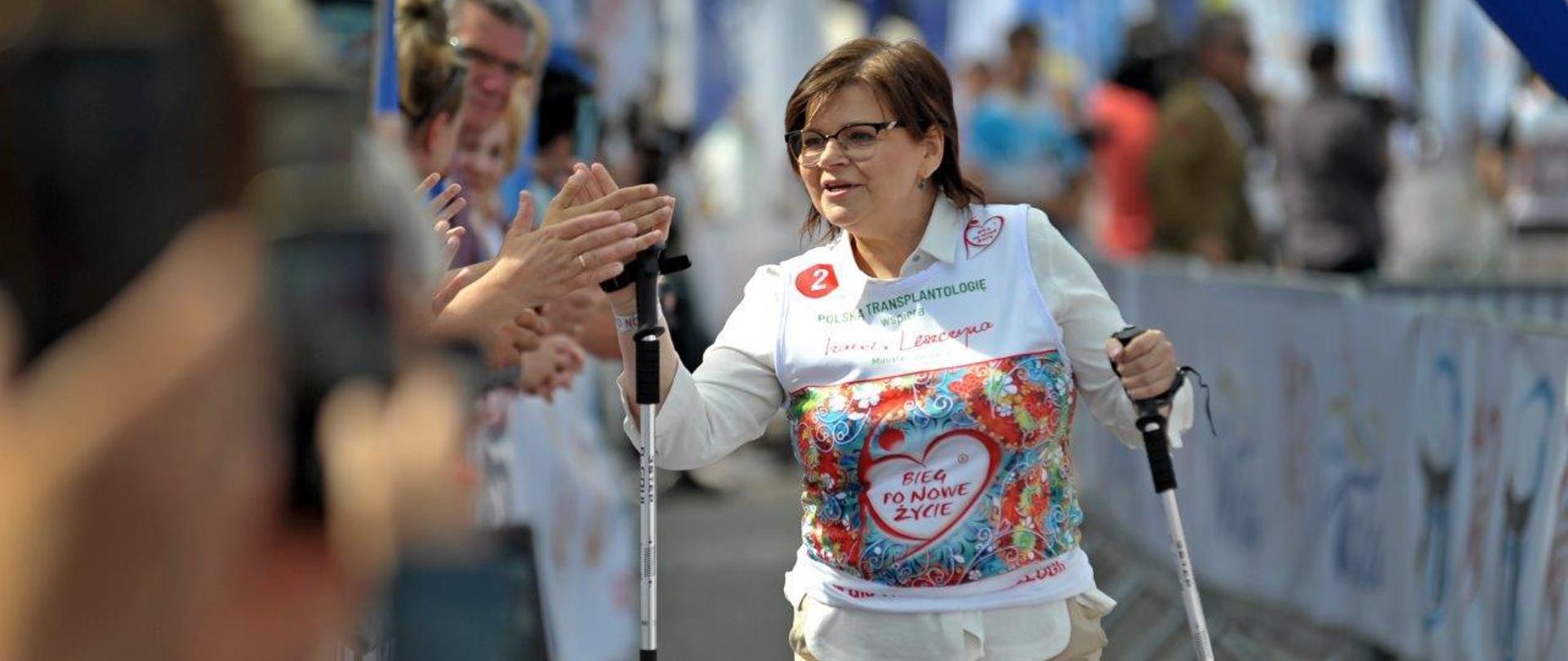 Na zdj. minister zdrowia Izabela Leszczyna podczas 24. Biegu po Nowe Życie w Wiśle.