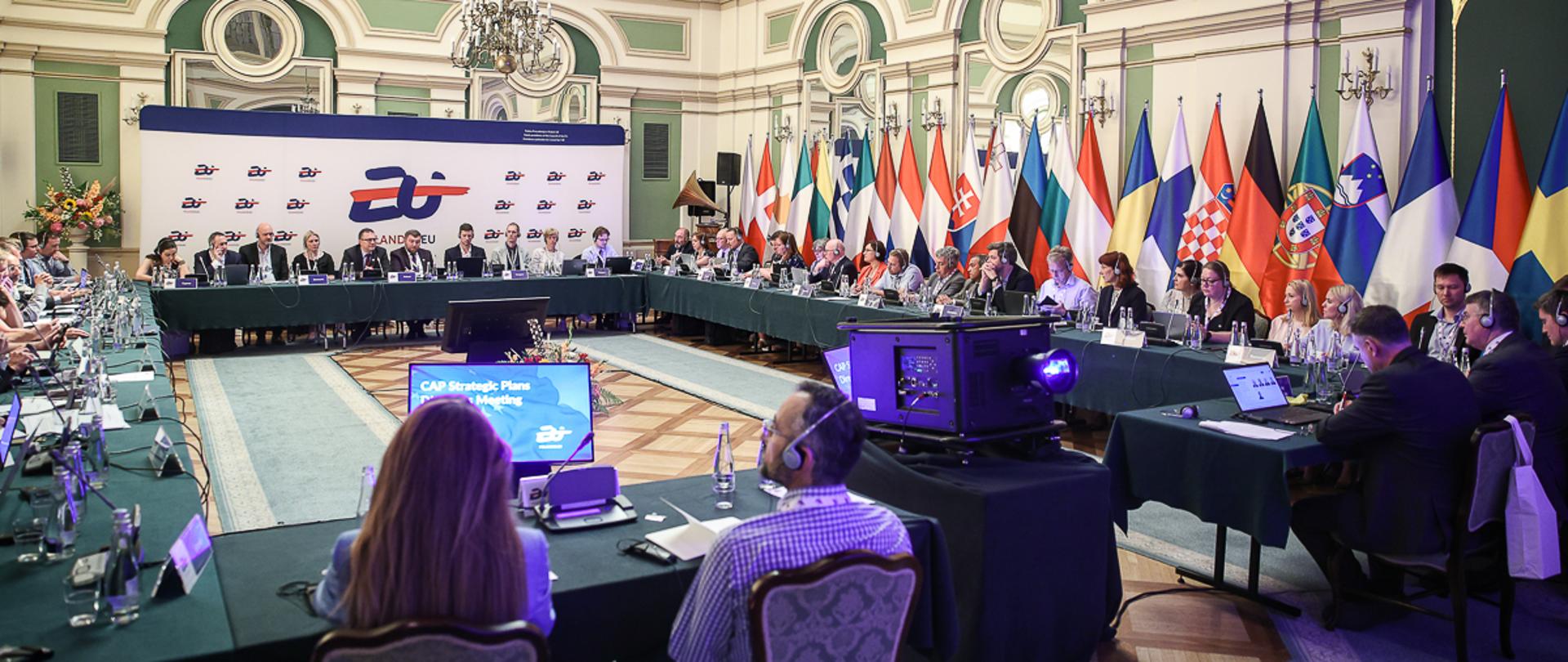 Nieformalne spotkanie dyrektorów ds. planów strategicznych (fot. KPRM, PAP S.A.)