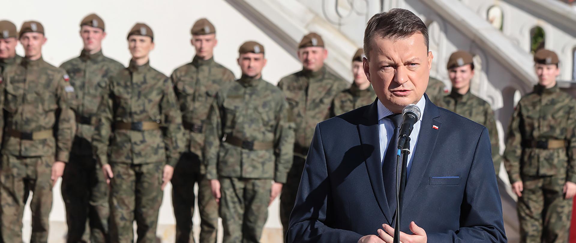 Spotkanie ministra Mariusza Błaszczaka z żołnierzami WOT